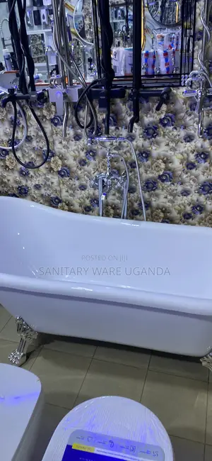  Bathtub Stand Alone