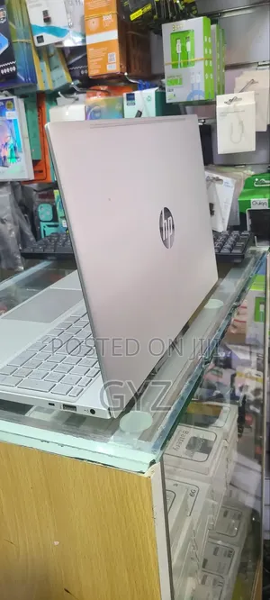 Laptop HP Pavilion 15 12GB Intel Core i5 SSD 256GB
