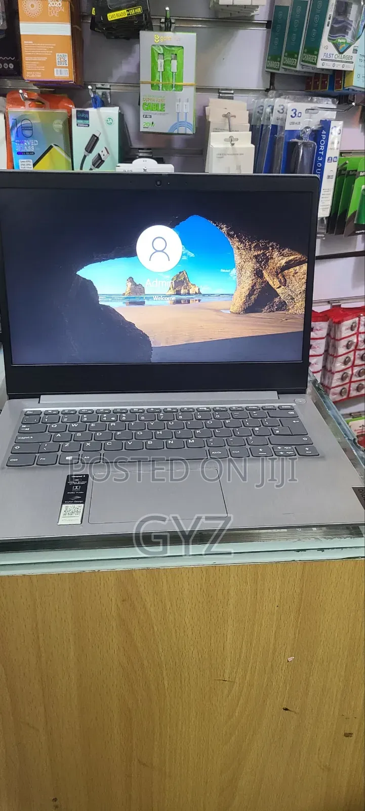 Laptop Lenovo Ideapad 3 4GB Intel Core i3 HDD 320GB