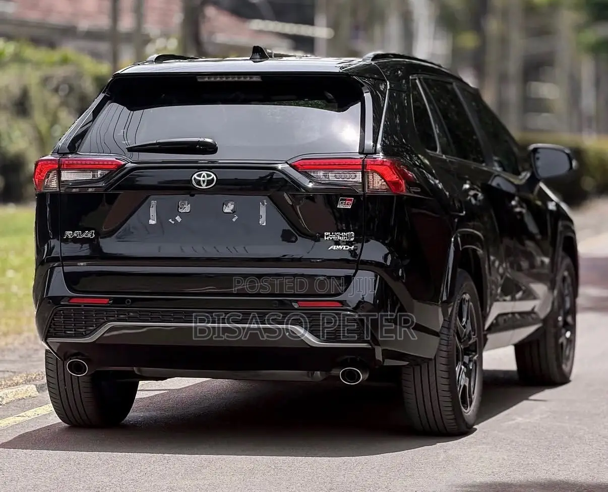 Toyota RAV4 XLE FWD 2024 Black