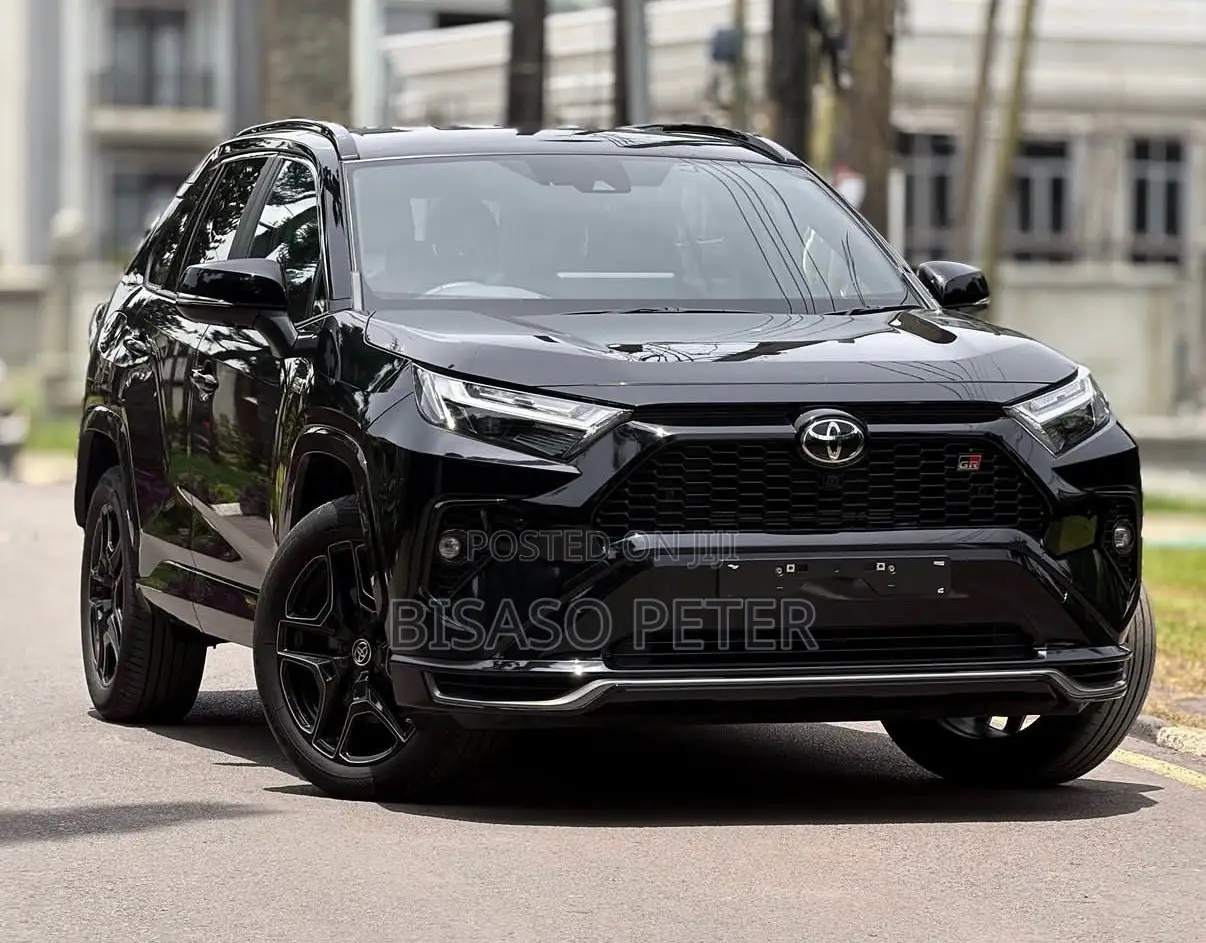 Toyota RAV4 XLE FWD 2024 Black