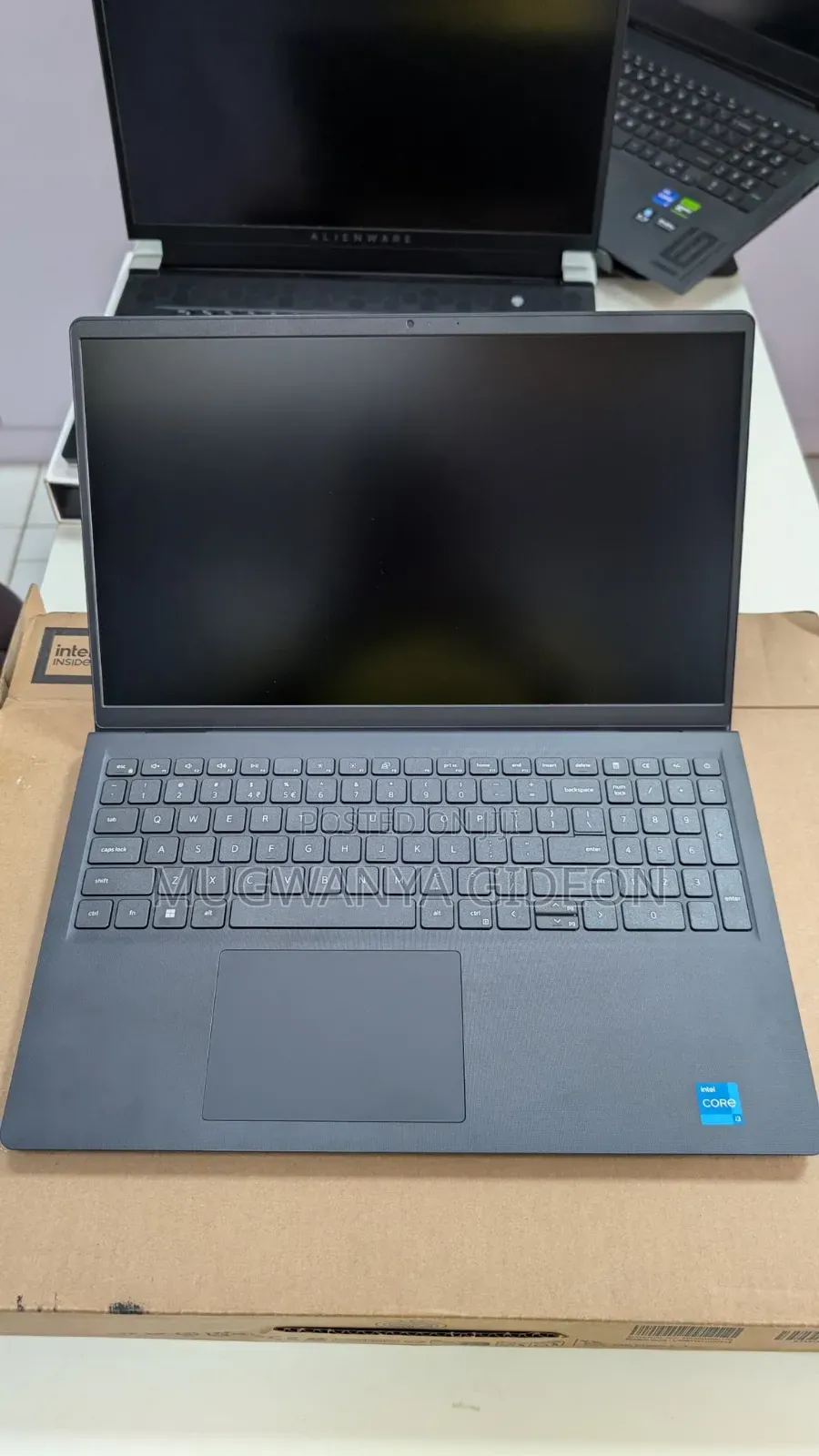 New Laptop Dell Vostro 3520 16GB Intel Core i7 SSD 512GB