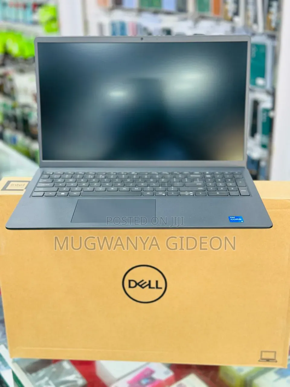 New Laptop Dell Vostro 3520 16GB Intel Core i7 SSD 512GB