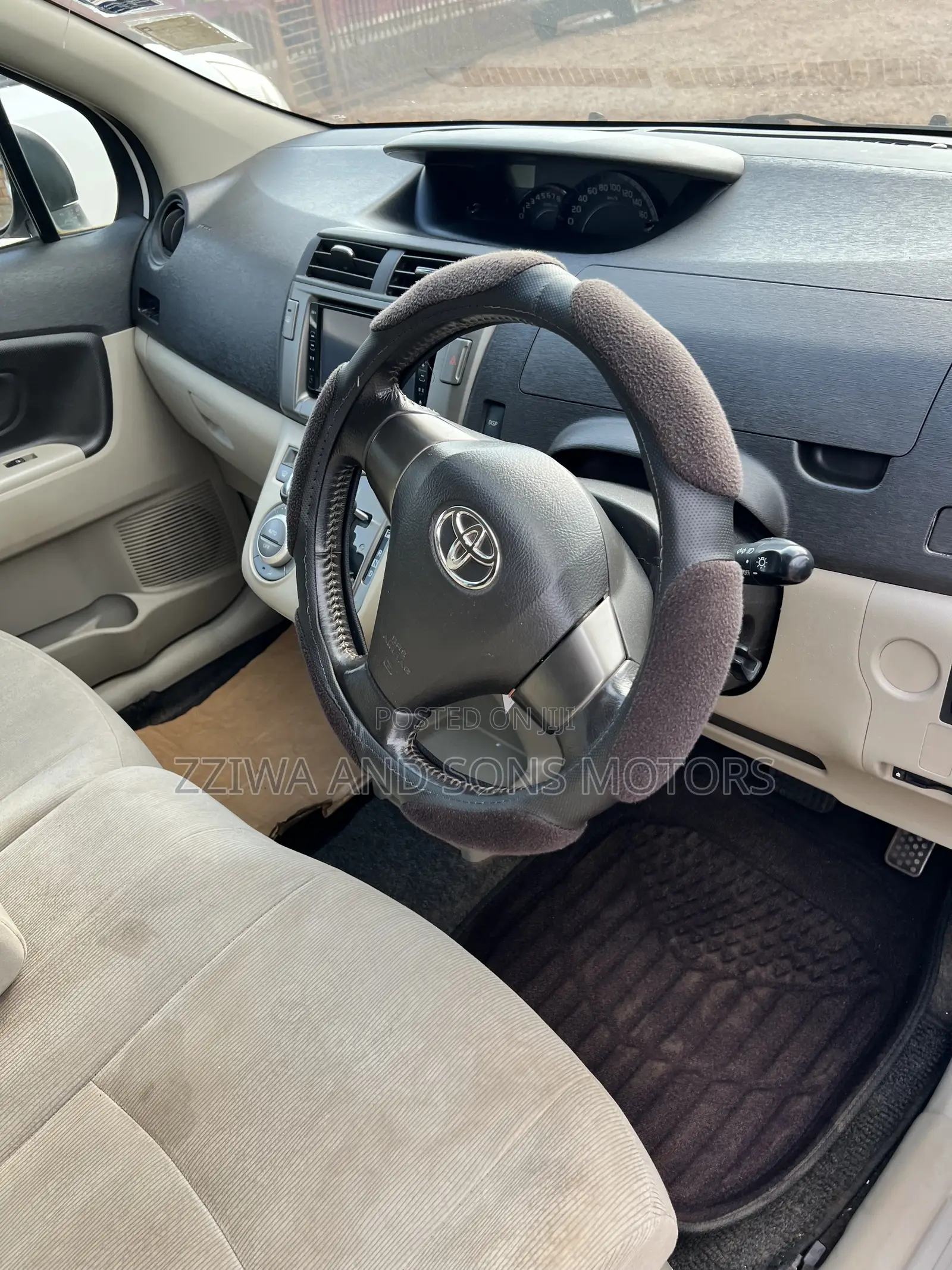 Toyota Passo 1.0 FWD 2012 White