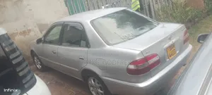 Toyota Corolla 1999 Silver