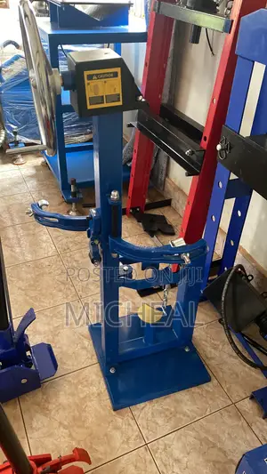 Manual Shock Spring Compressor