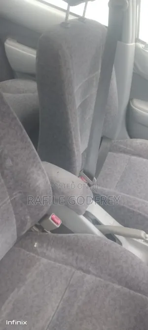 Toyota Corolla 1999 Silver