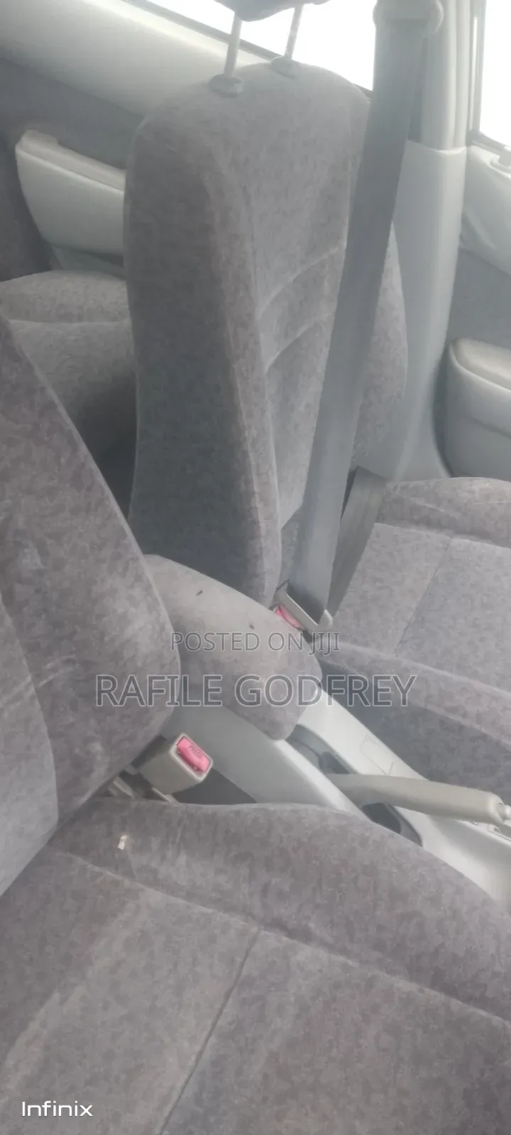 Toyota Corolla 1999 Silver