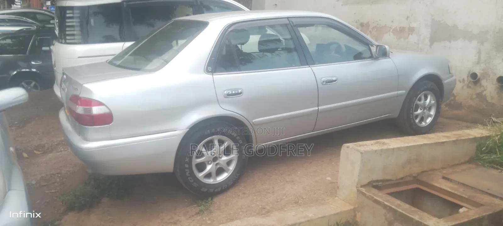 Toyota Corolla 1999 Silver