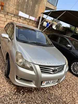 Toyota Blade 2010 Silver