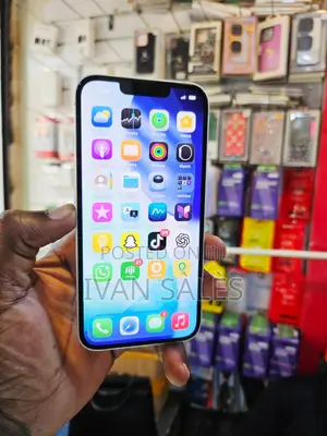 Apple iPhone 13 128 GB White