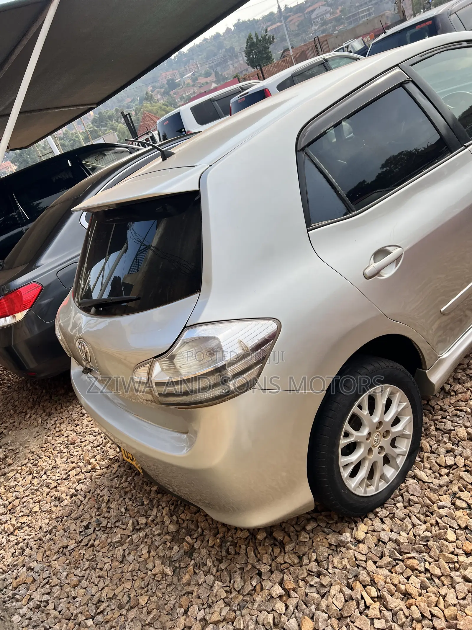 Toyota Blade 2010 Silver