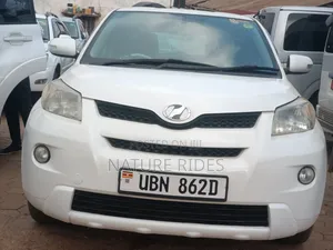 Toyota IST 2008 White