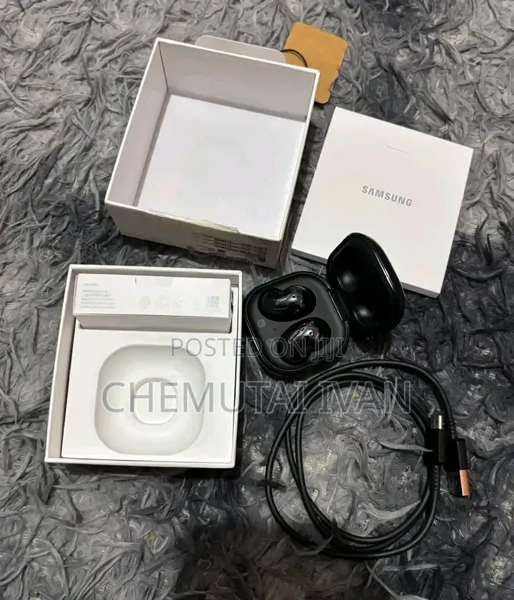 Galaxy Buds Live Samsung