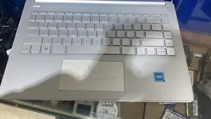 Laptop HP 8GB Intel Celeron SSD 256GB