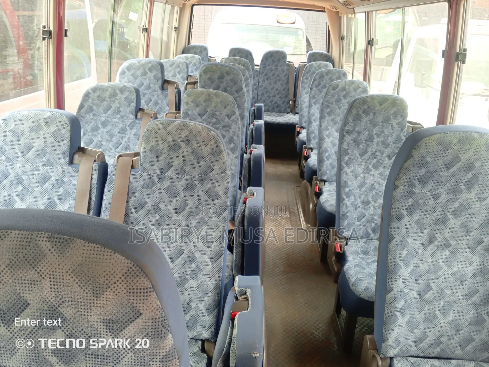 Mitsubishi Fuso Rosa 2017 Blue
