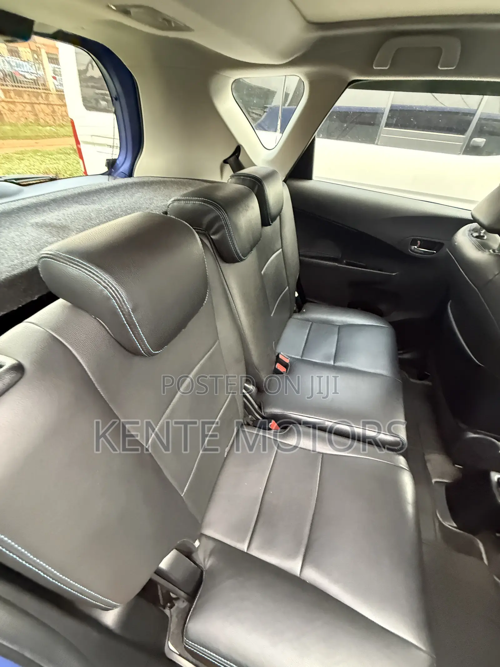 Toyota Ractis 1.5 AWD 2013 Blue
