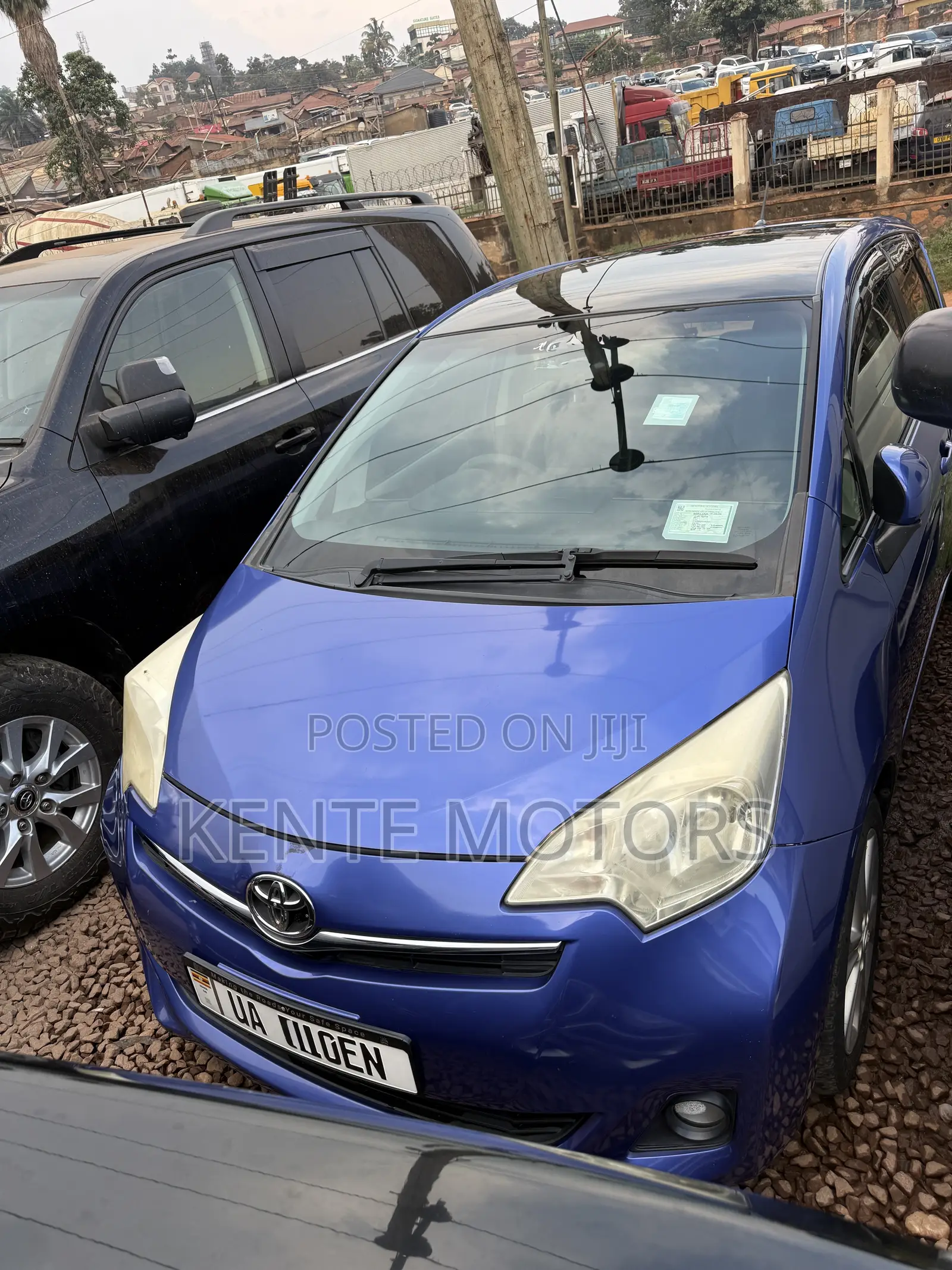 Toyota Ractis 1.5 AWD 2013 Blue