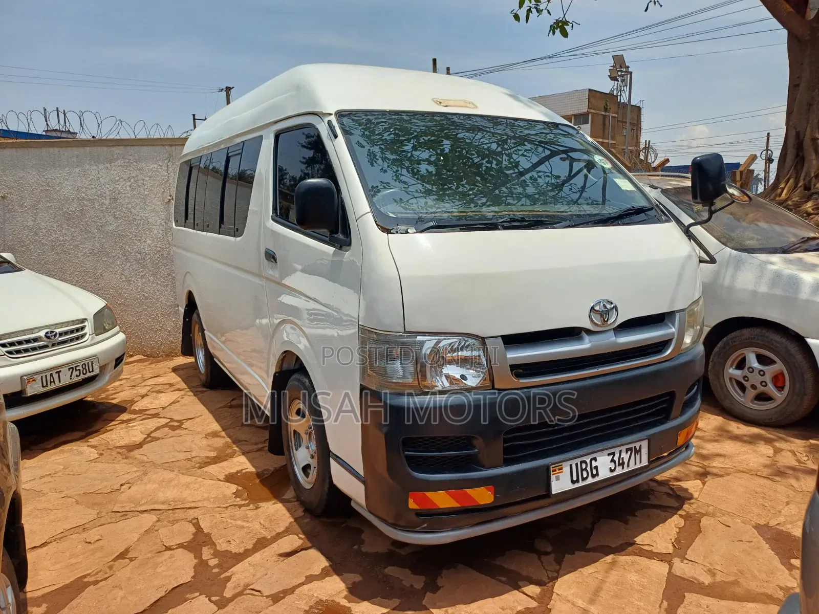 Toyota HiAce 2012 White