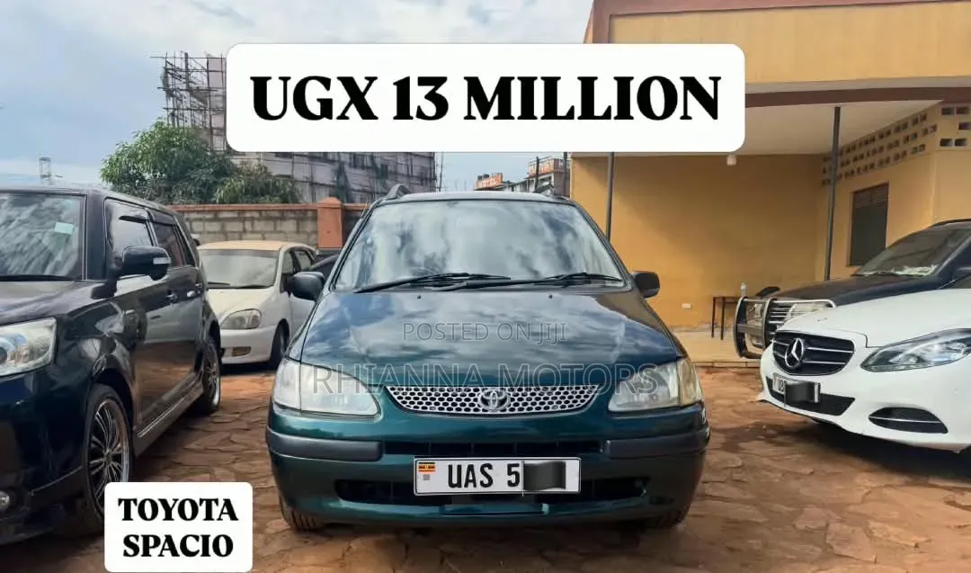 Toyota Corolla Spacio 2004