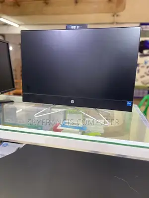 Desktop Computer HP 200 G4 All-in-One 8GB Intel Core i5 SSD 256GB