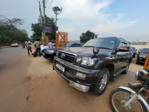 Toyota Land Cruiser 2008 Gray