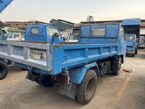 Isuzu Elf Dumper