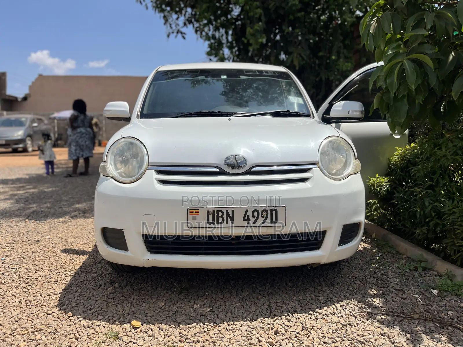 Toyota Sienta 2008 White