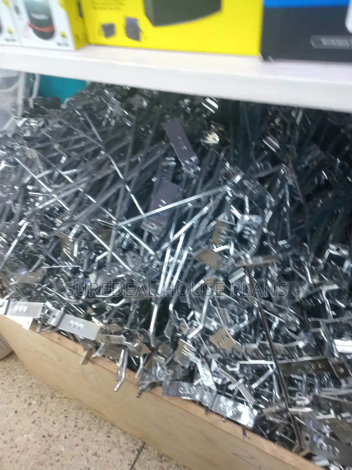 Phone Accessories Display Hooks From 1700 Different Sizes