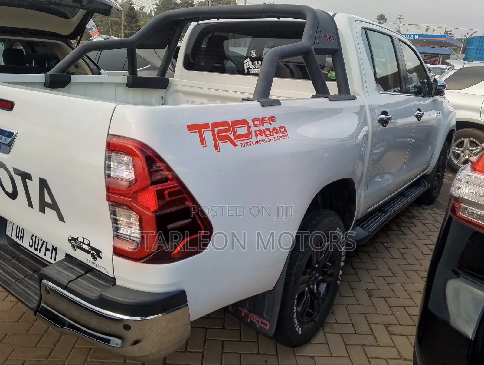 Toyota Hilux 2020 White