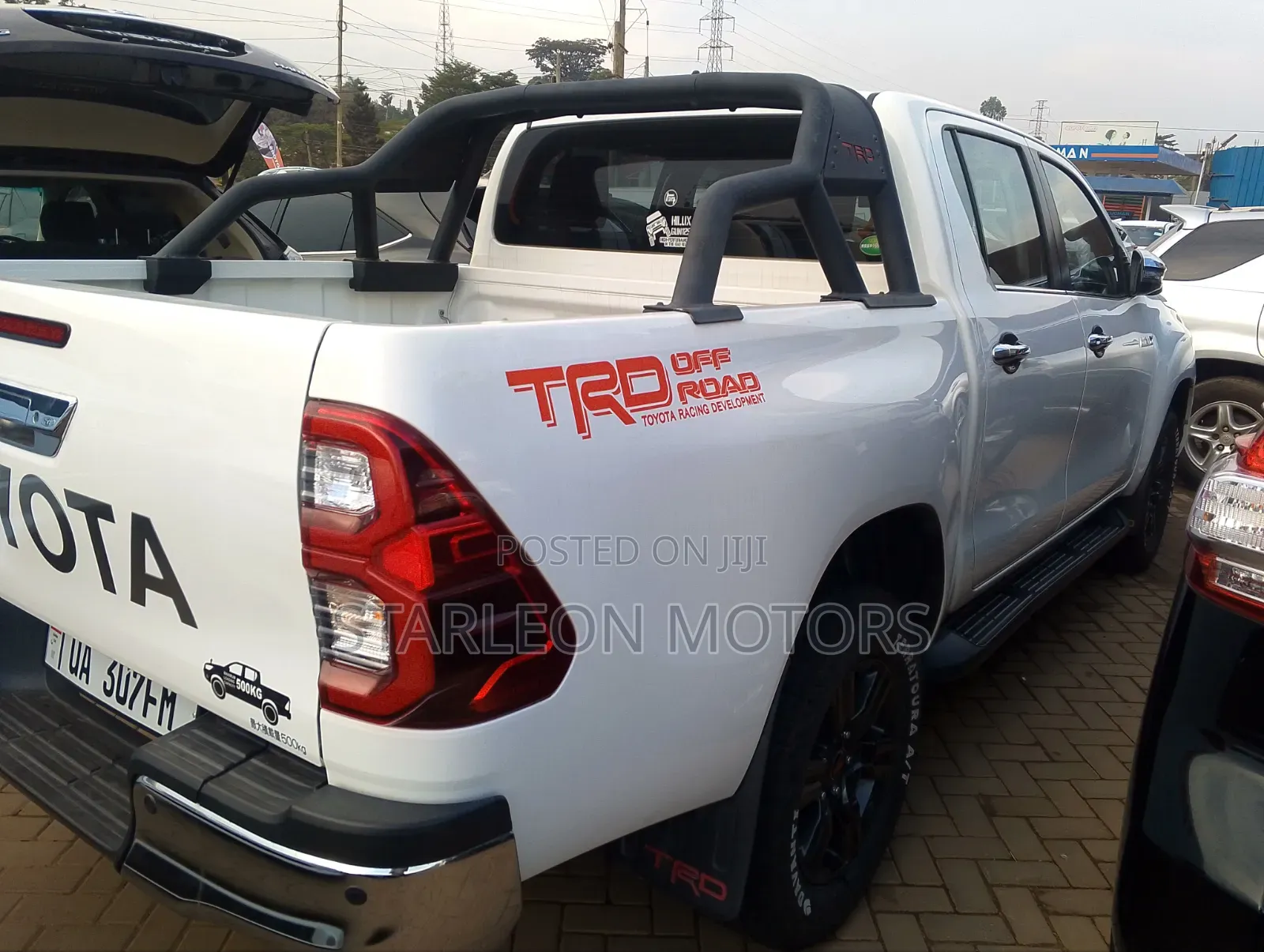 Toyota Hilux 2020 White