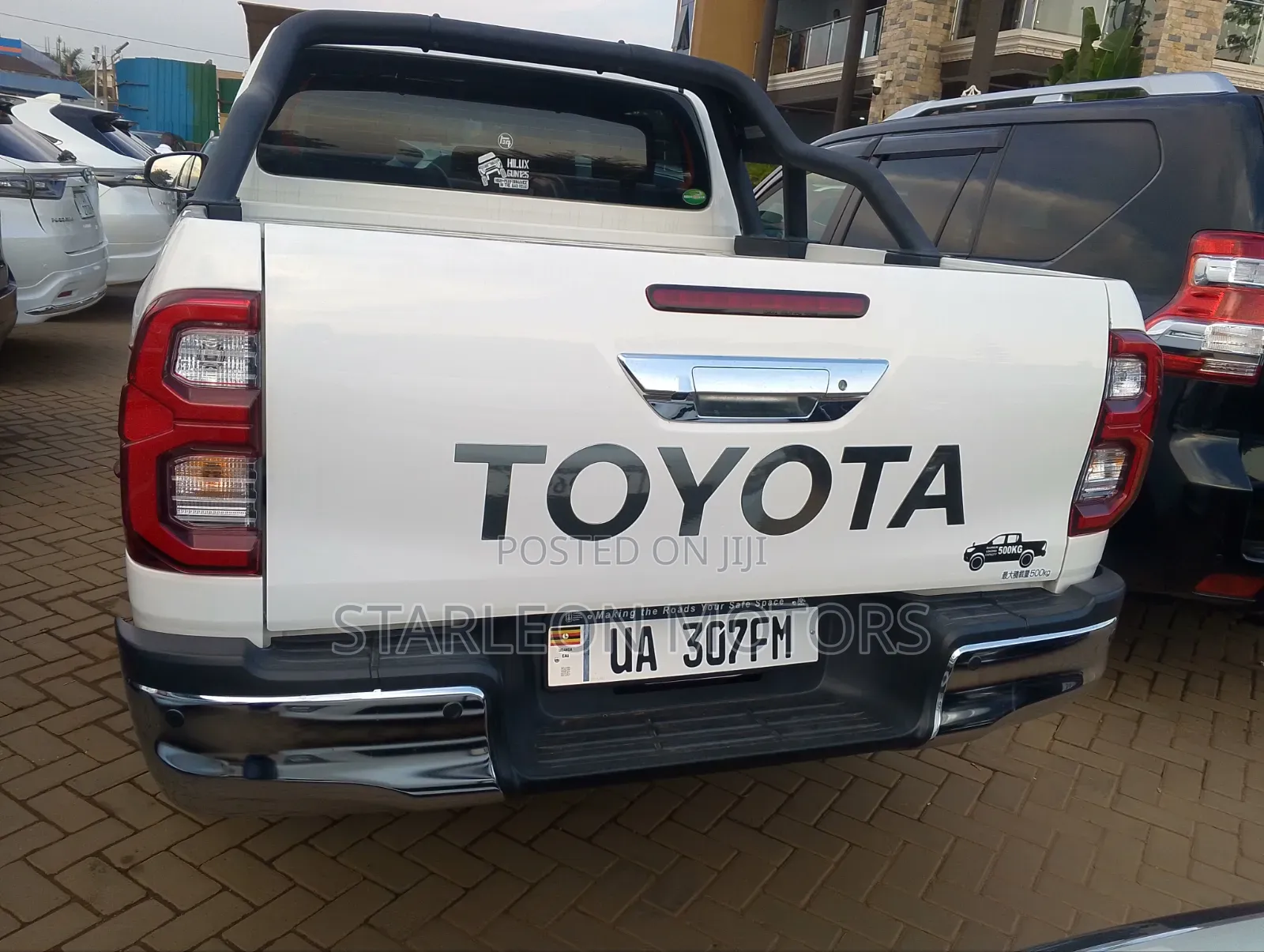 Toyota Hilux 2020 White