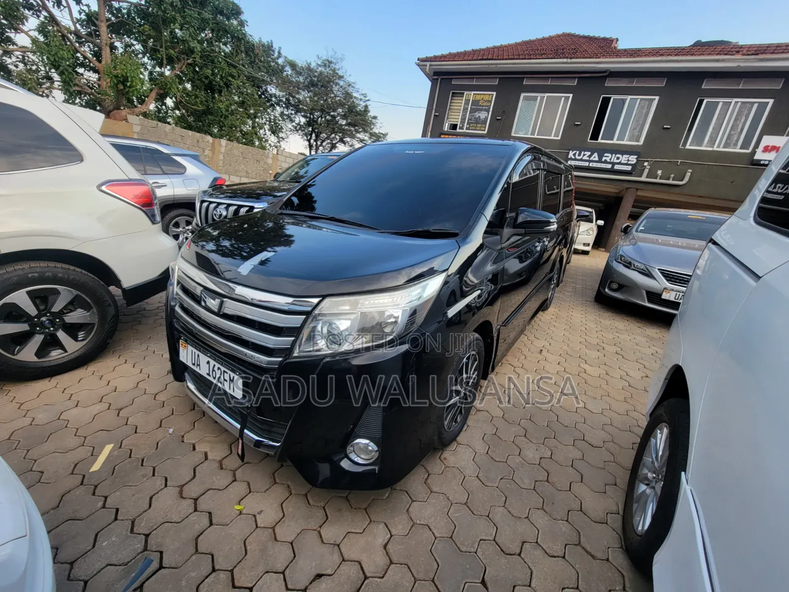 Toyota Noah 2016 Black