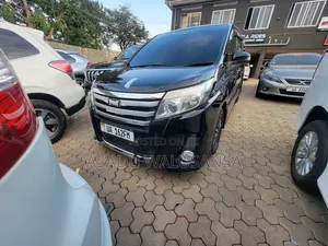 Toyota Noah 2016 Black