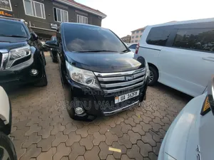 Toyota Noah 2016 Black