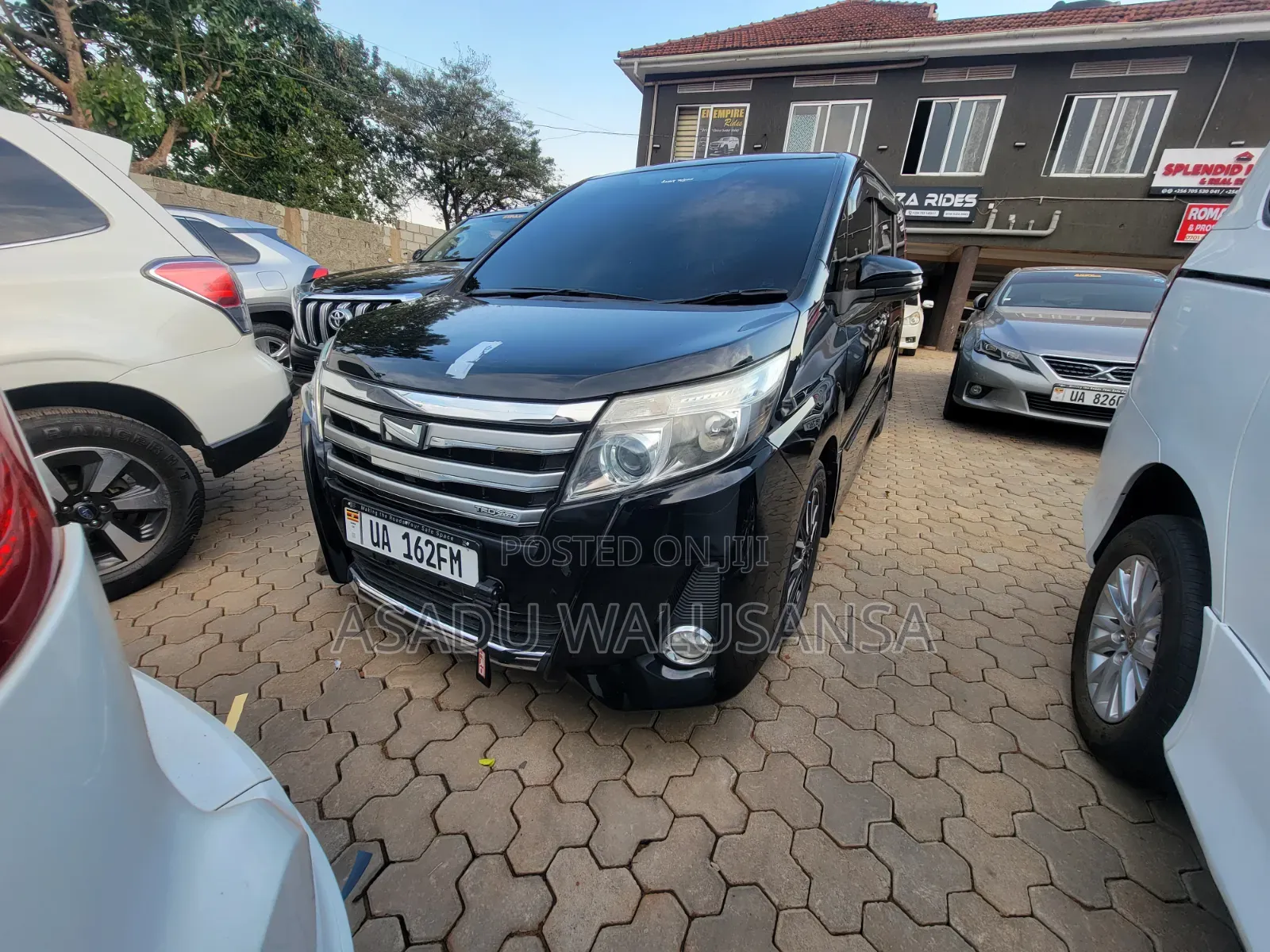 Toyota Noah 2016 Black
