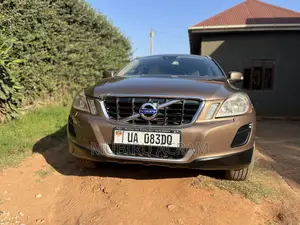 Volvo XC60 2013 Brown