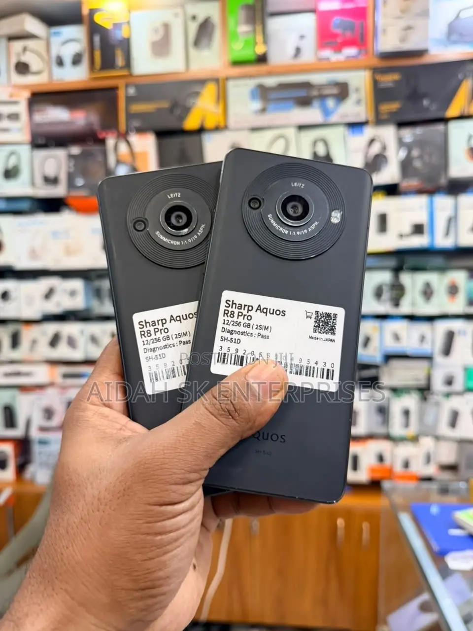 New Sharp Aquos R8s pro 256 GB Black