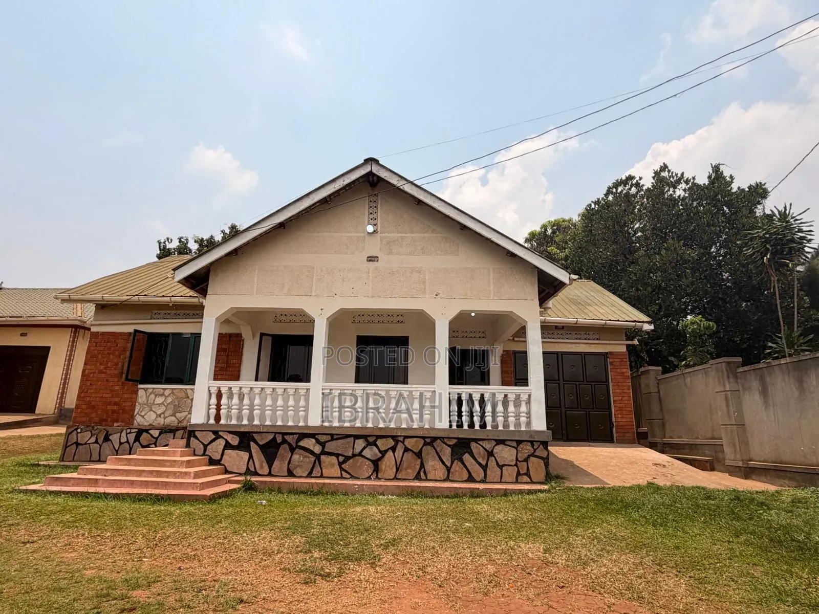 3bdrm Bungalow in Buddo, Nsangi for rent