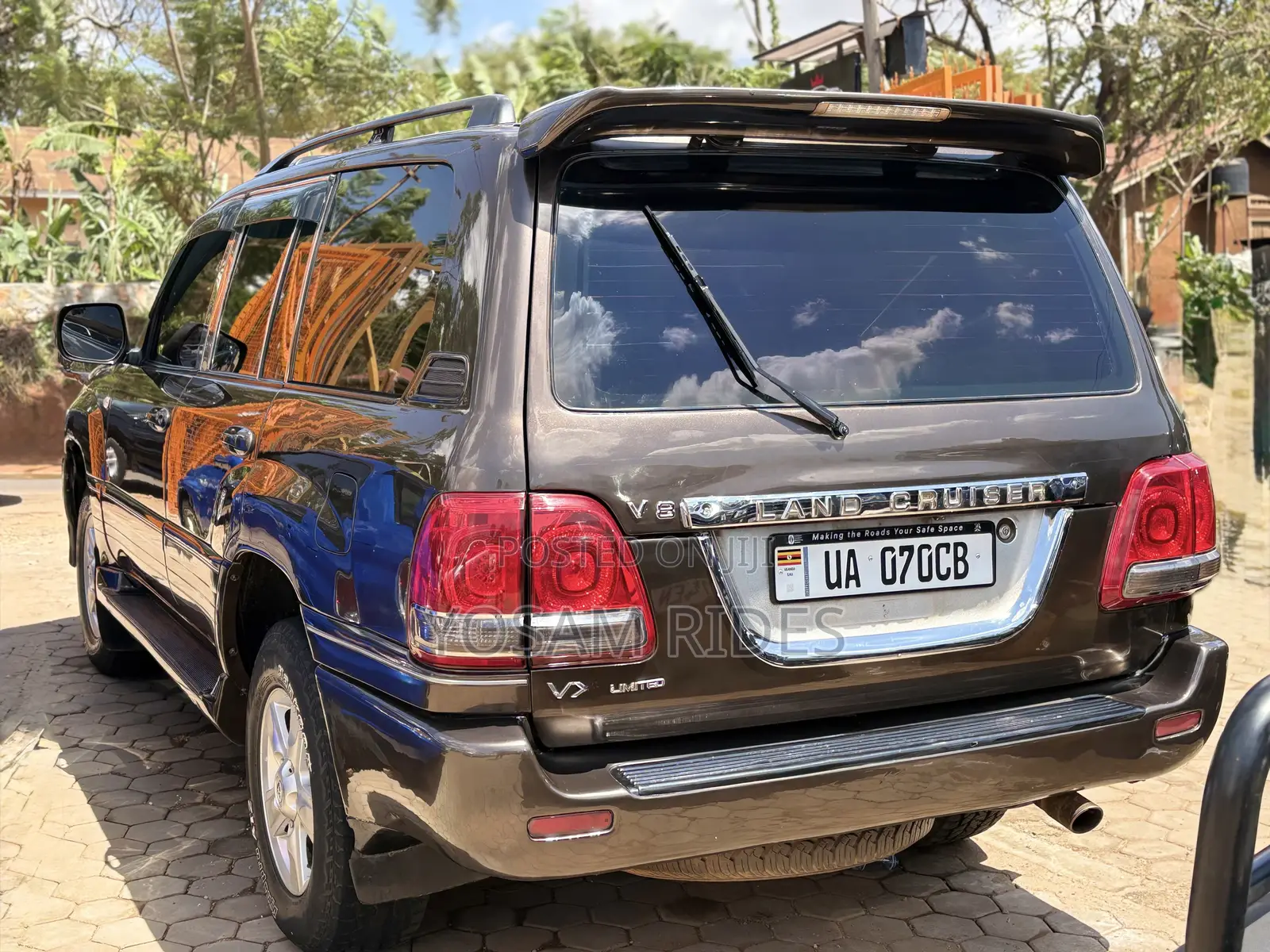 Toyota Land Cruiser Cygnus 4.7 2002 Brown