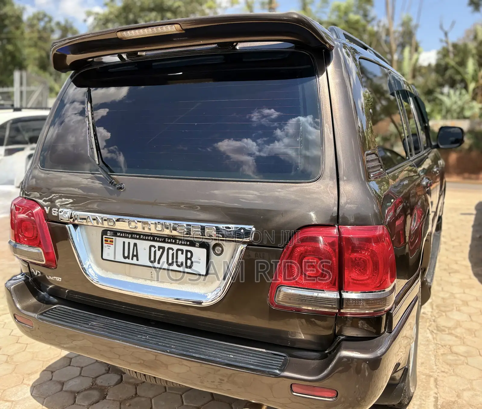 Toyota Land Cruiser Cygnus 4.7 2002 Brown