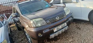 Nissan X-Trail 2005 Maroon