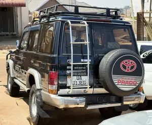 Toyota Land Cruiser Prado 3.0 TD 1996 Black