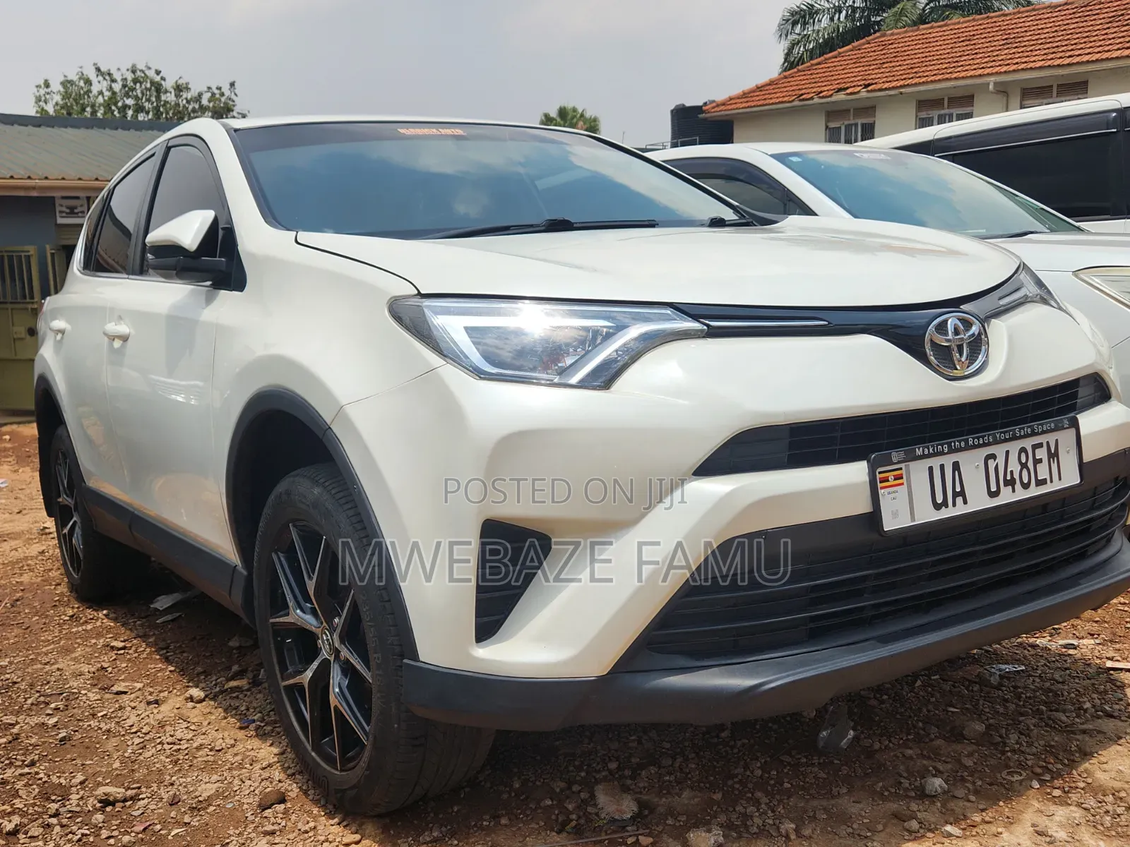 Toyota RAV4 2017 White
