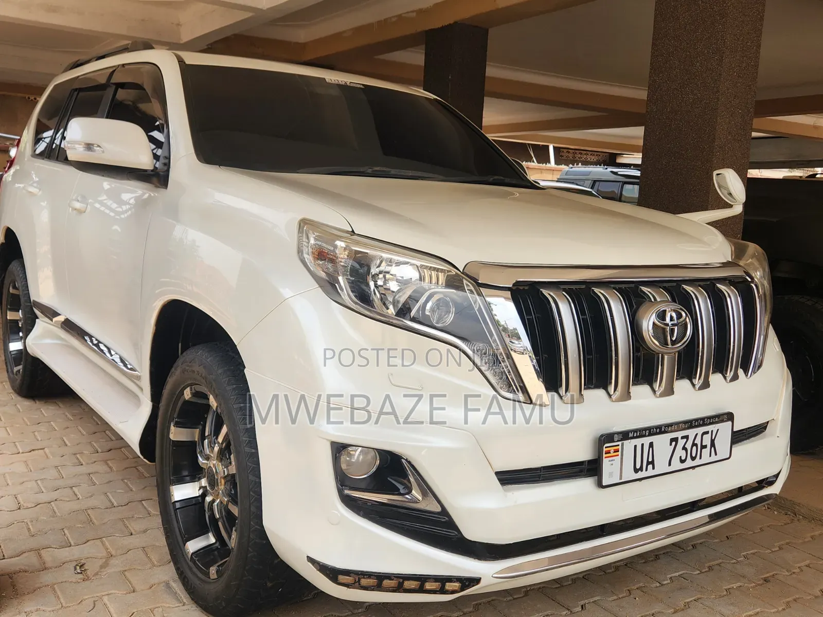 Toyota Land Cruiser Prado 2015 White