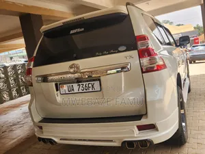 Toyota Land Cruiser Prado 2015 White
