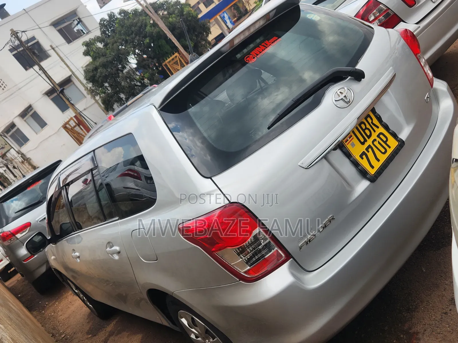 Toyota Corolla Fielder 2010 Silver