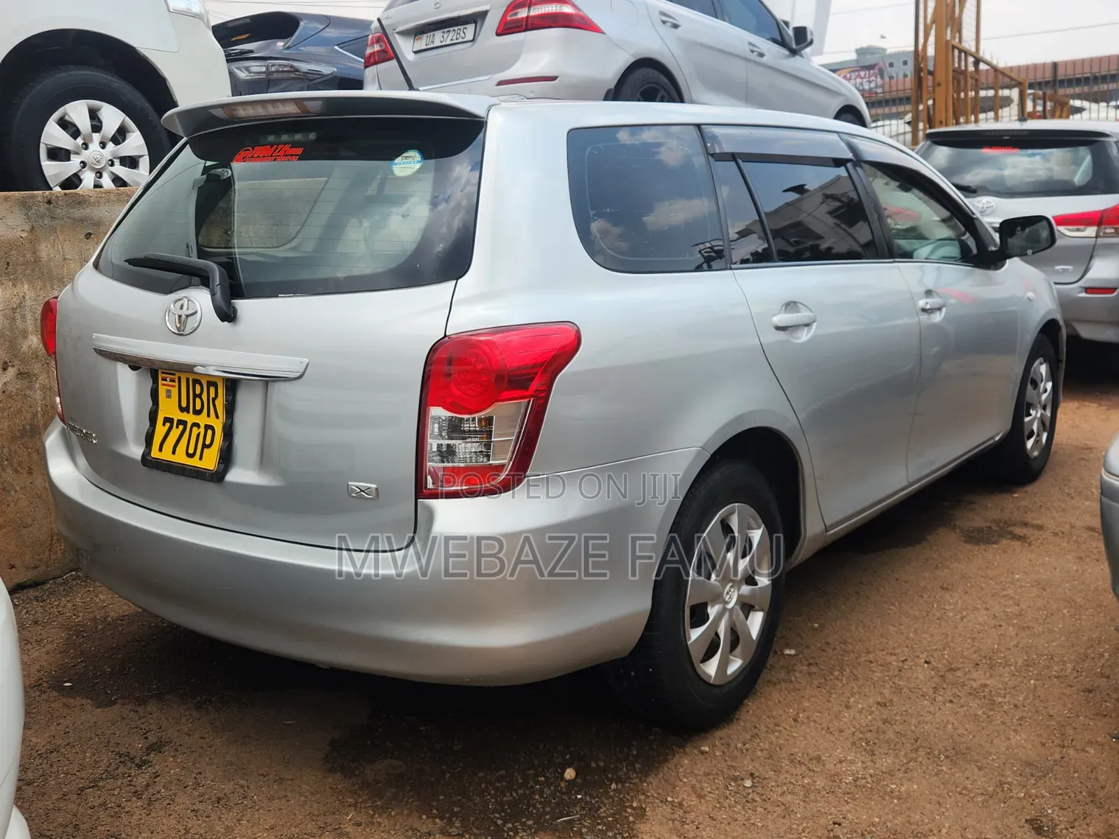 Toyota Corolla Fielder 2010 Silver