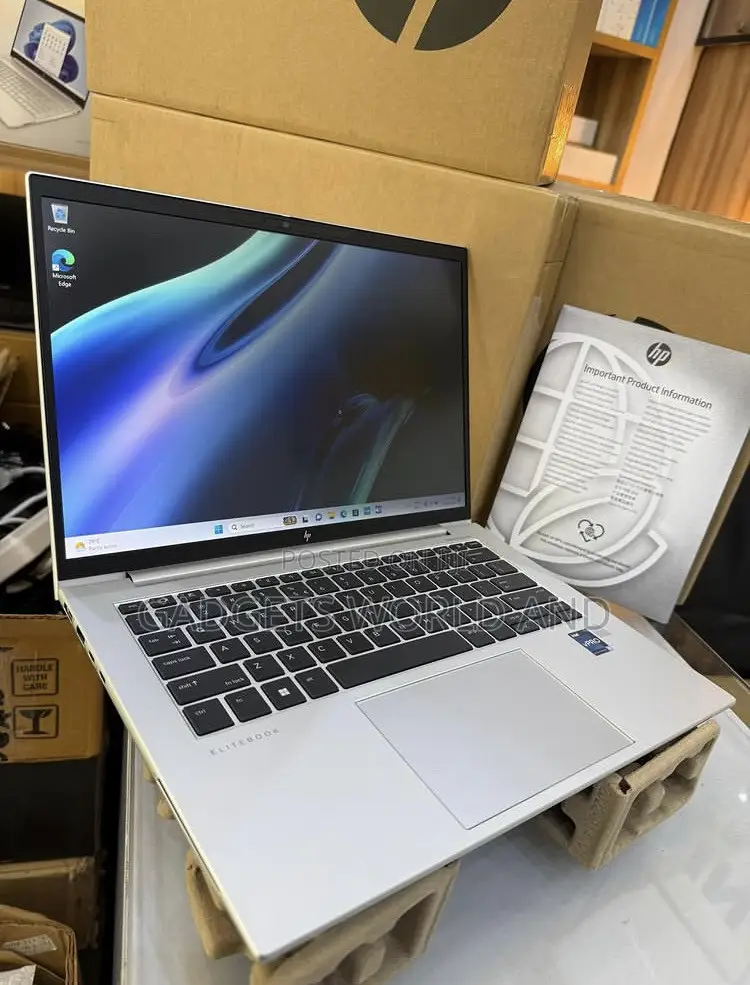 New Laptop HP EliteBook 840 G10 16GB Intel Core i5 SSD 512GB