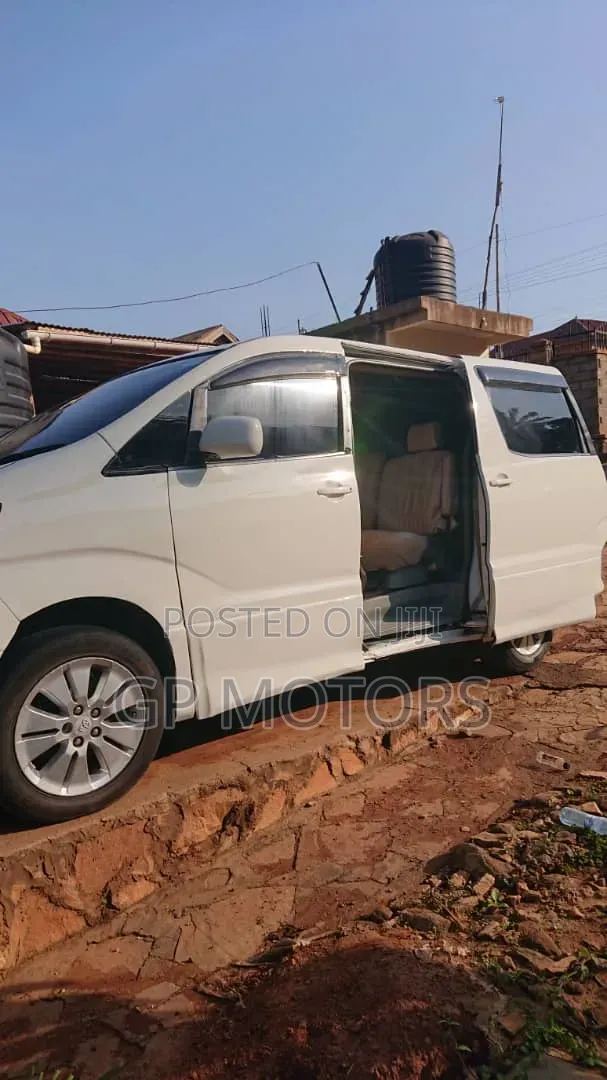 Toyota Alphard 2005 White